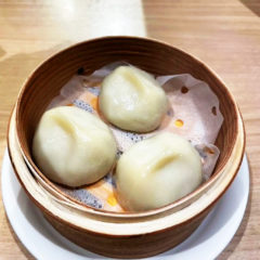 まるで小籠包！？肉汁あふれる水餃子